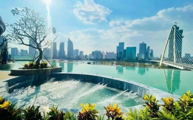 SURI- METROPOLE Thu Thiem Apartment