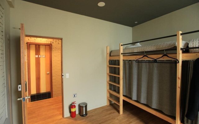 Quartz Hostel