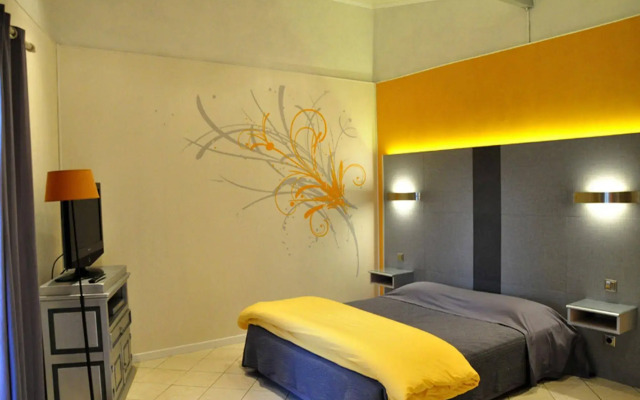 Private Hotel - Adults Only