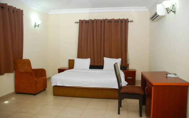 Lucky Sunshine Hotel