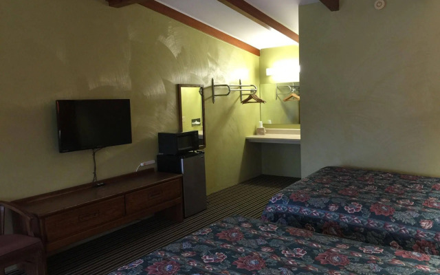 Family Budget Inn Harrison