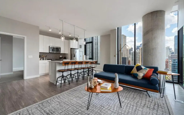 Cloud9 - River North at Aurelien