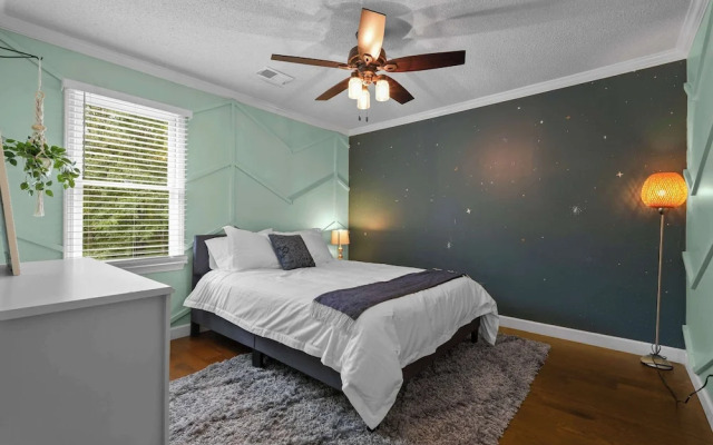 Southern Sunshine Retreat