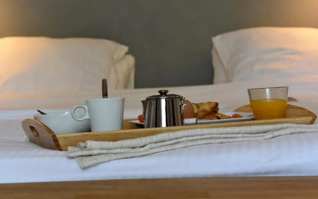 Le Domaine de Baulieu, Singuliers Hotels