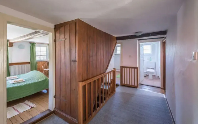 Holiday Home Gardener's House