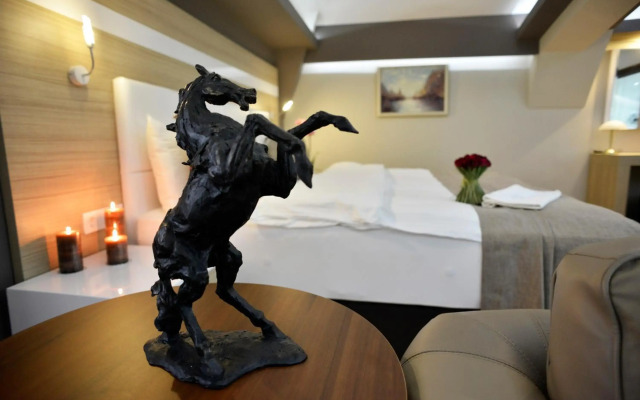Arus Hotel