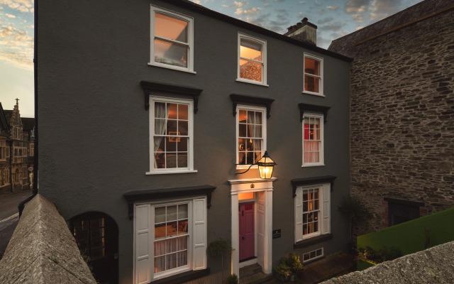 One Drake Road Hotel