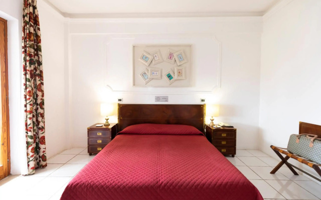 Grand Hotel De Rose
