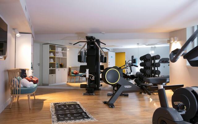 Hampton by Hilton Paris Clichy