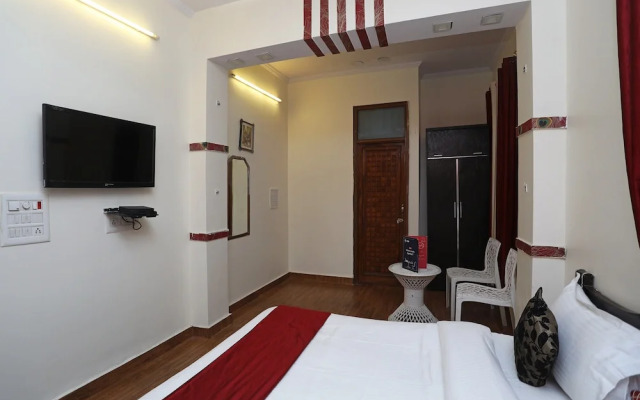 The Castle By OYO Rooms