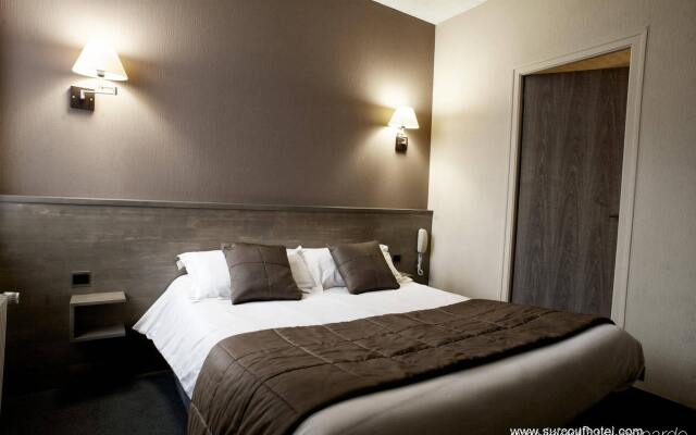 Brit Hotel Le Surcouf