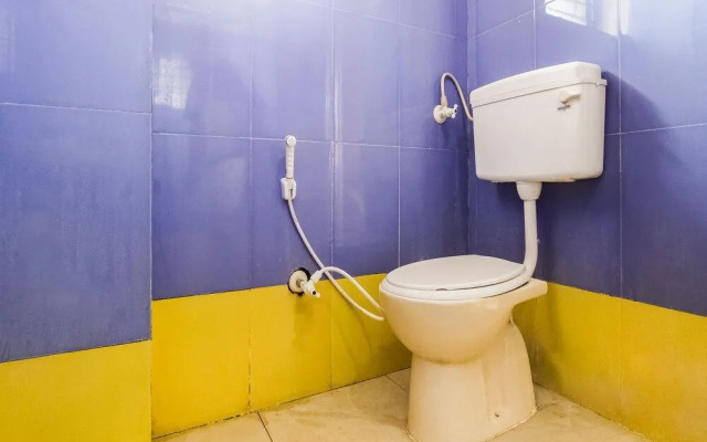 Hotel Hoysala Deluxe Lodging by OYO Rooms