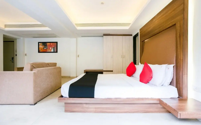 Capital O 45587 The Roa Hotel