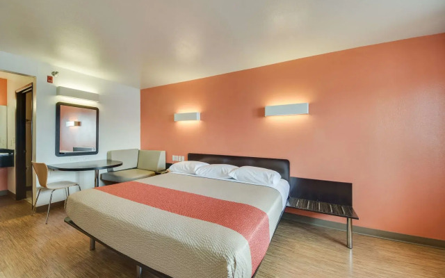 Motel 6 Brownsville North #4625