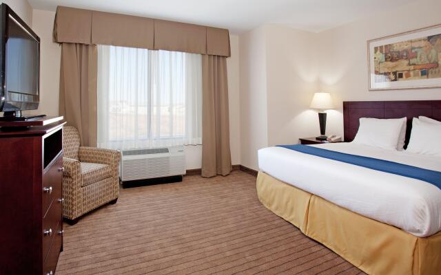 Holiday Inn Express & Suites Buffalo, an IHG Hotel