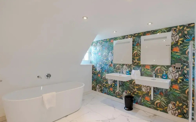 Your Apartment Redcliffe Parade No9 I Maisonette