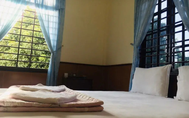 OYO 977 Minh Duc Guest House
