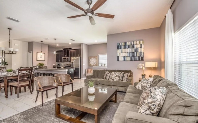 3097pequod 5 Bedroom Townhouse by RedAwning