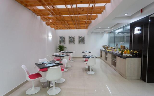 Howard Johnson by Wyndham Lima Miraflores Larco