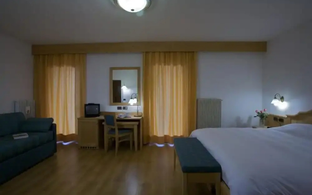 Hotel Diana