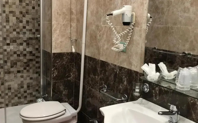 Hotel Tysandros