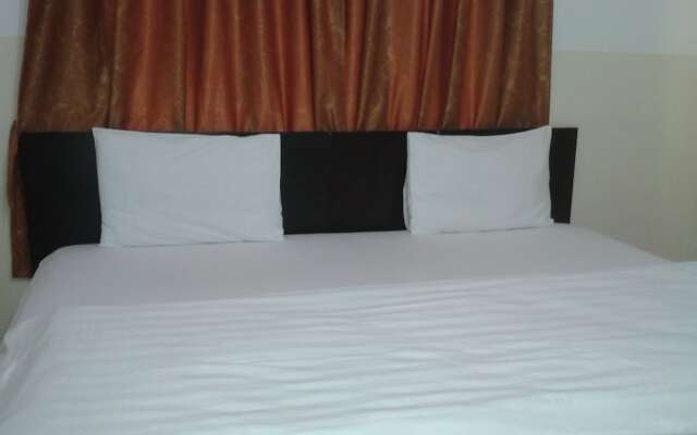 Al Basateen Hotel Apartment