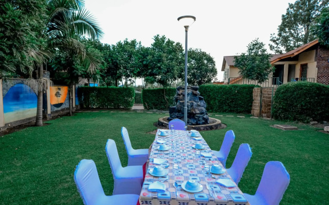 Crest Safari Lodge