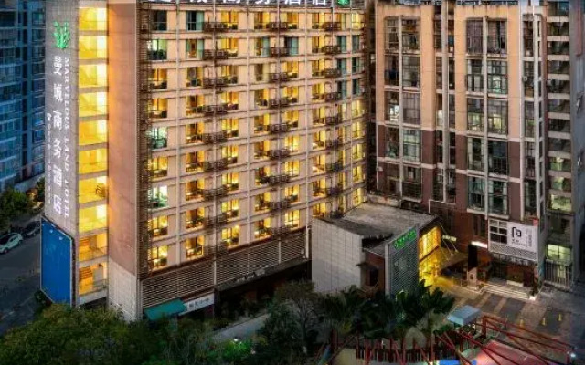 Marvelous Land Hotel