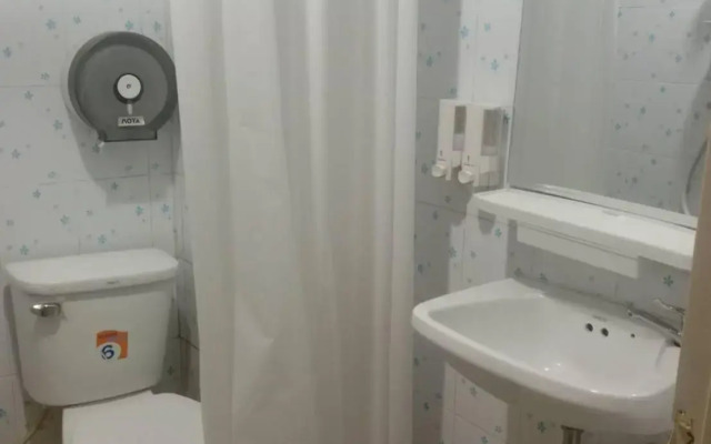 Longzhu Guesthouse