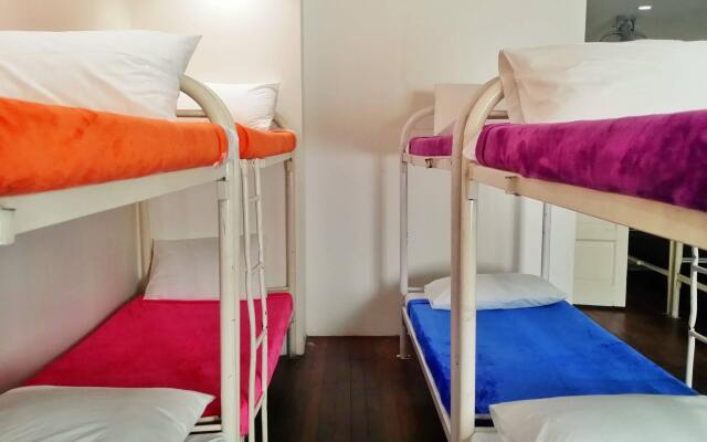 Lakbayan Hotel Makati - Annex Male Dormitory