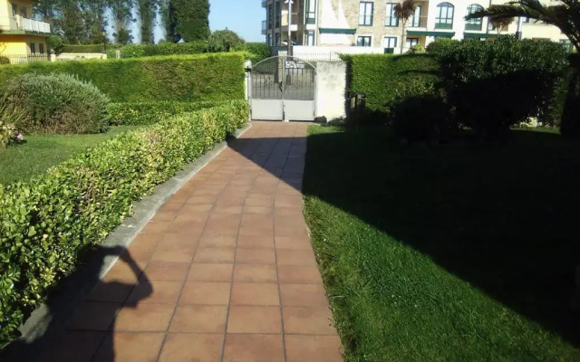 Urbanización a 100 metros de la playa