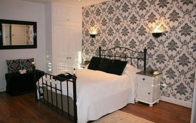 Collin Country House