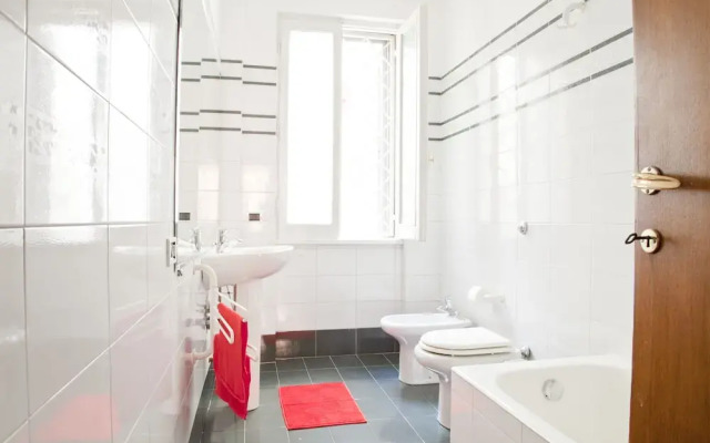 Kamchu Apartments Single Room Villa Ada 5