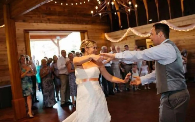 Dancing Fish Farm LLC