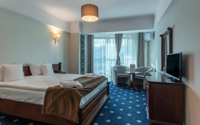 Hotel Ski & Sky