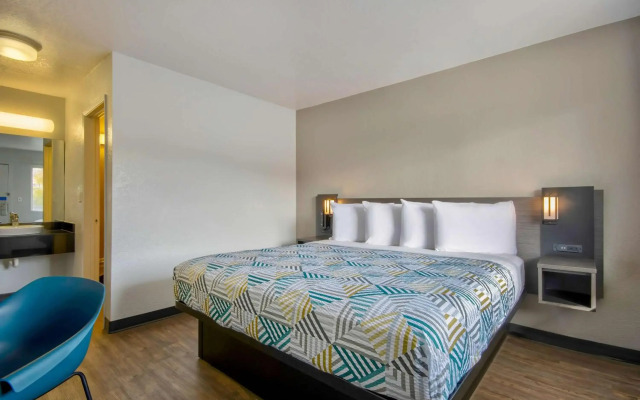 Motel 6 Albuquerque, NM - Midtown