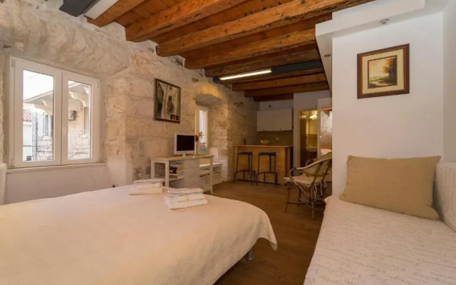 Apartments Stelina