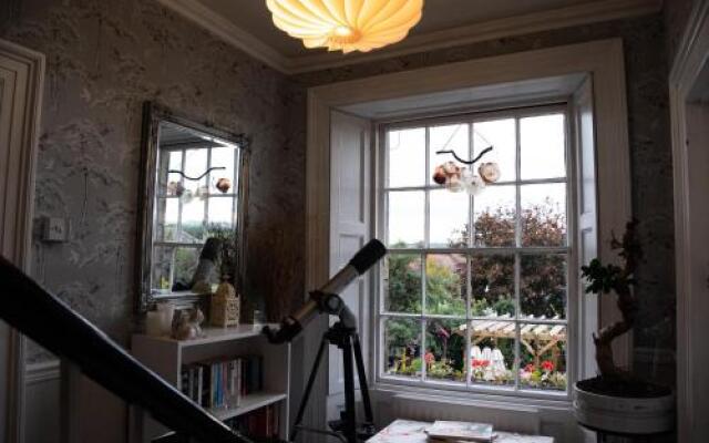 Laburnum Guest House at Bistro En Glaze