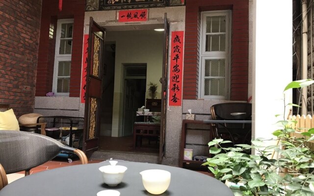 2208 Inn (Quanzhou West Street Kaiyuan Temple Branch)