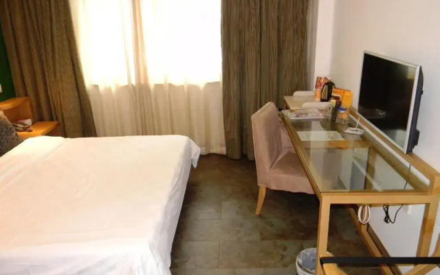 Binjiang Hotel
