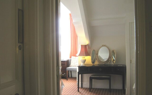 Dunedin Guest House