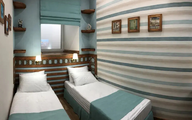 Арт-отель Lucky Ship