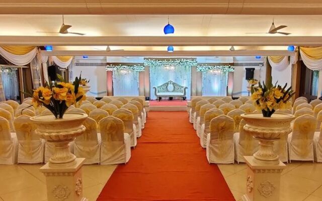 Kohinoor Samudra Beach Resort