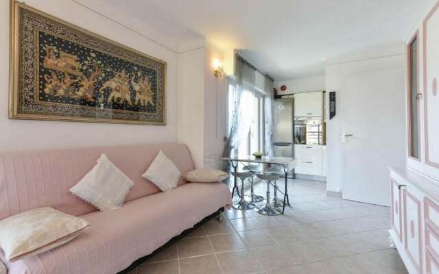 Apartment With One Bedroom In Cannes, With Wonderful City View, Furnished Terrace And Wifi 800 M From The Beach