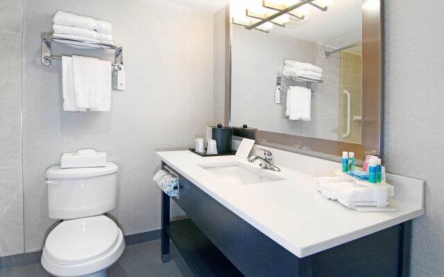 Holiday Inn Express Hotel & Suites Calgary by IHG