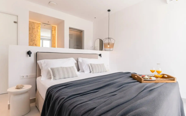 Quartano Suites by Heliessa