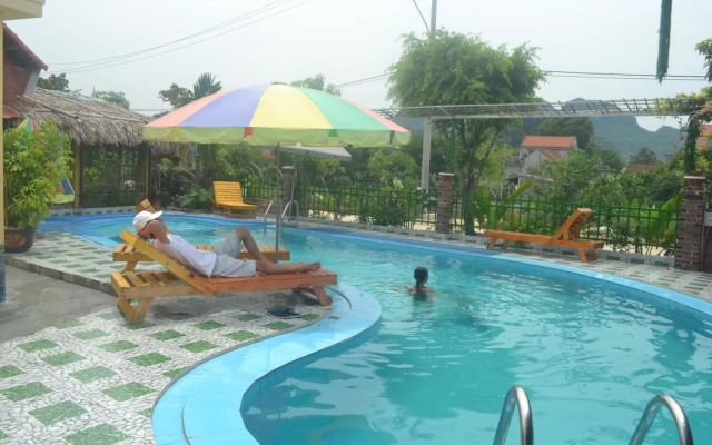 Tam Coc Little river Bungalow