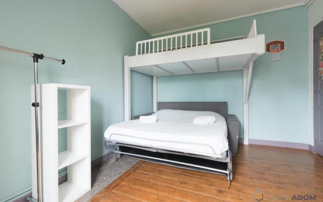 Maison avec jardin de 1200m et billard