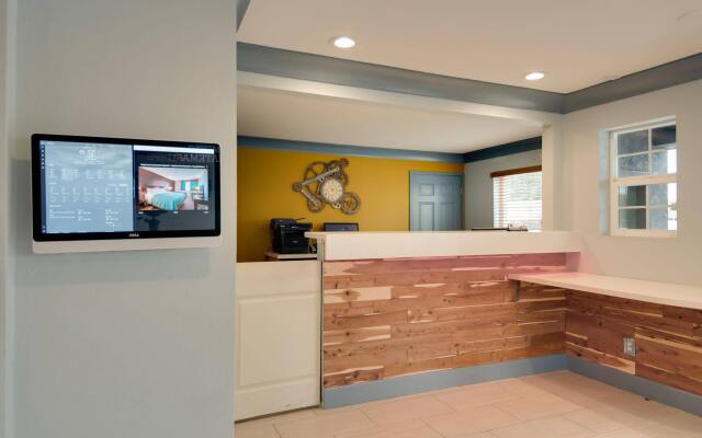 Americas Best Value Inn Hayward