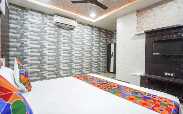 Fabhotel Shree Priya Pritam Dham